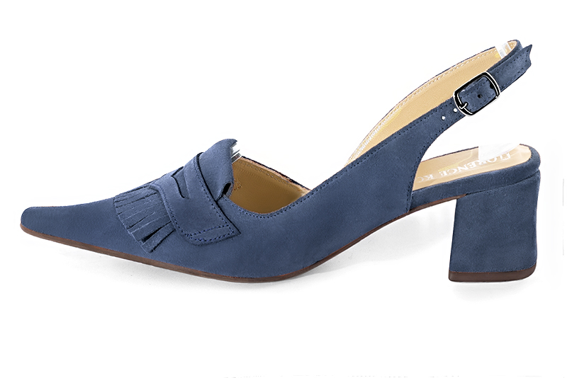 Chaussure femme brides bleu denim Bout pointu. Talon mi haut